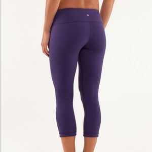 Lululemon Reversible Purple Wunder Under Leggings